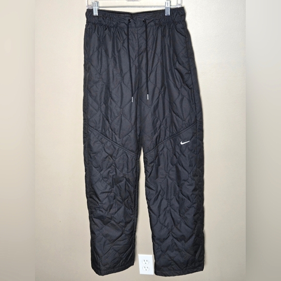 Women's Nike High Waist Quilted Drawstring Black Track Pants, Size Medium - Picture 1 of 3